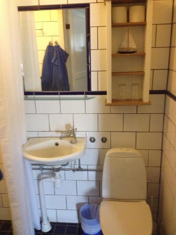 Blasingsborgs Gardshotell Pa Oesterlen Kivik Room photo